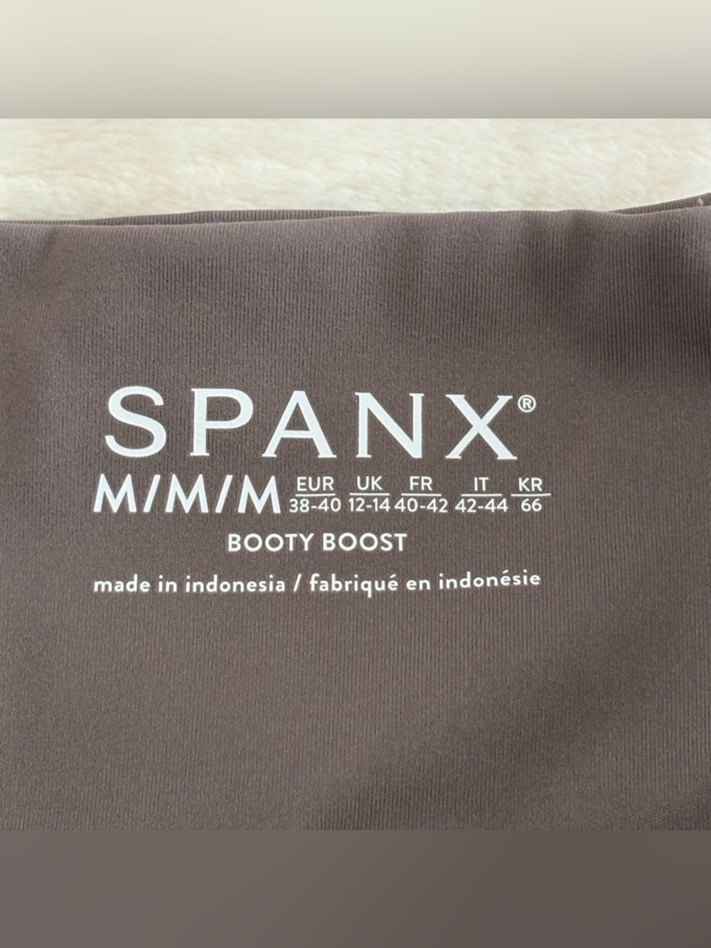 SPANX Booty Boost High Waist Leggings Size M - Picture 4 of 9